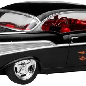 Revell Monogram 1:25 1957 Chevy Bel Air, SnapTite Max