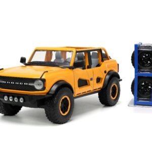 Jada 1/24 "Just Trucks" with Rack2021 Ford Bronco