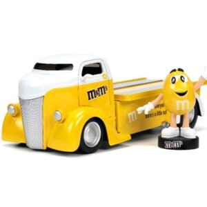 Jada 1/24 "Hollywood Rides" Mars â€“ 1947 Ford COE Flatbed