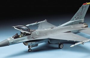 Tamiya 1/35 F-16CJ Fighting Falcon